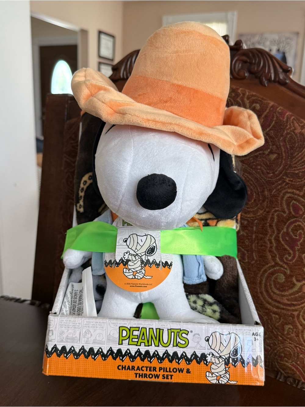 Peanuts Halloween 2026 Scarecrow Snoopy Pillow and Throw Blanket Set - New w/Tag